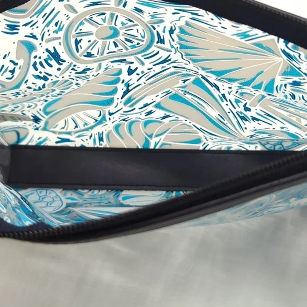 Vera Bradley Clear Cosmetic /Make Up Case Pouch Wristlet Beach Shore Enough